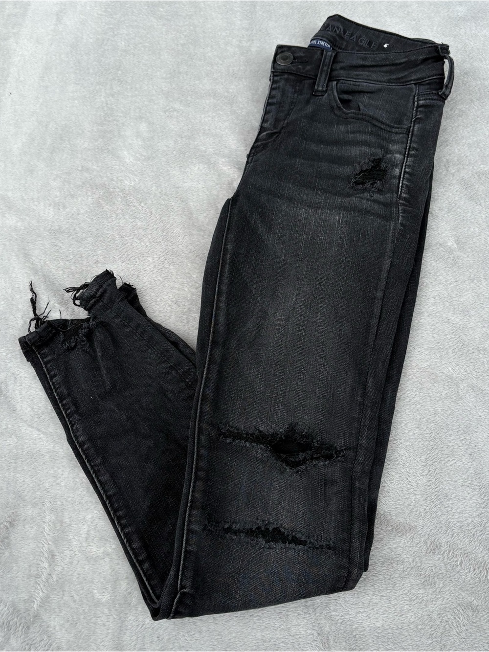 Distressed American Eagle Next Level Stretch Black Jegging Jeans Women's Size 4